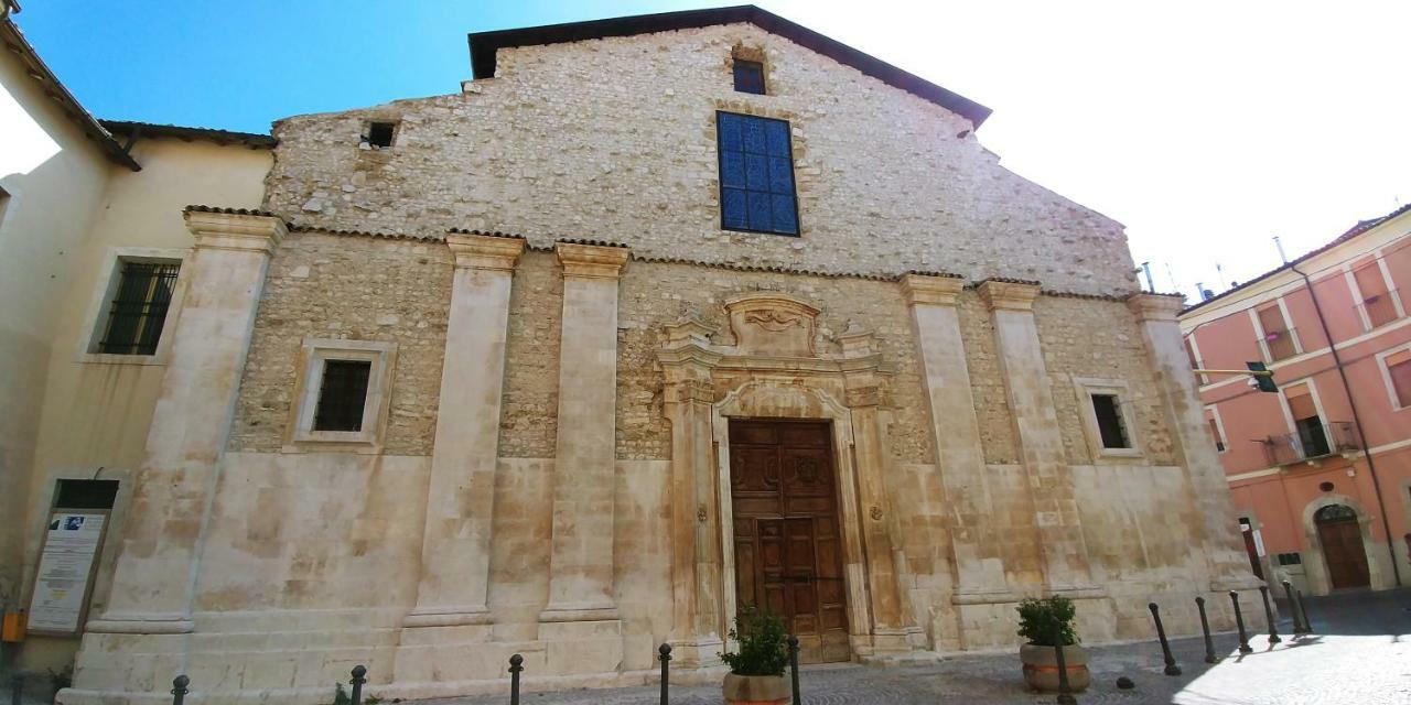 Apartmán La Finestra Sulmo Sulmona Exteriér fotografie