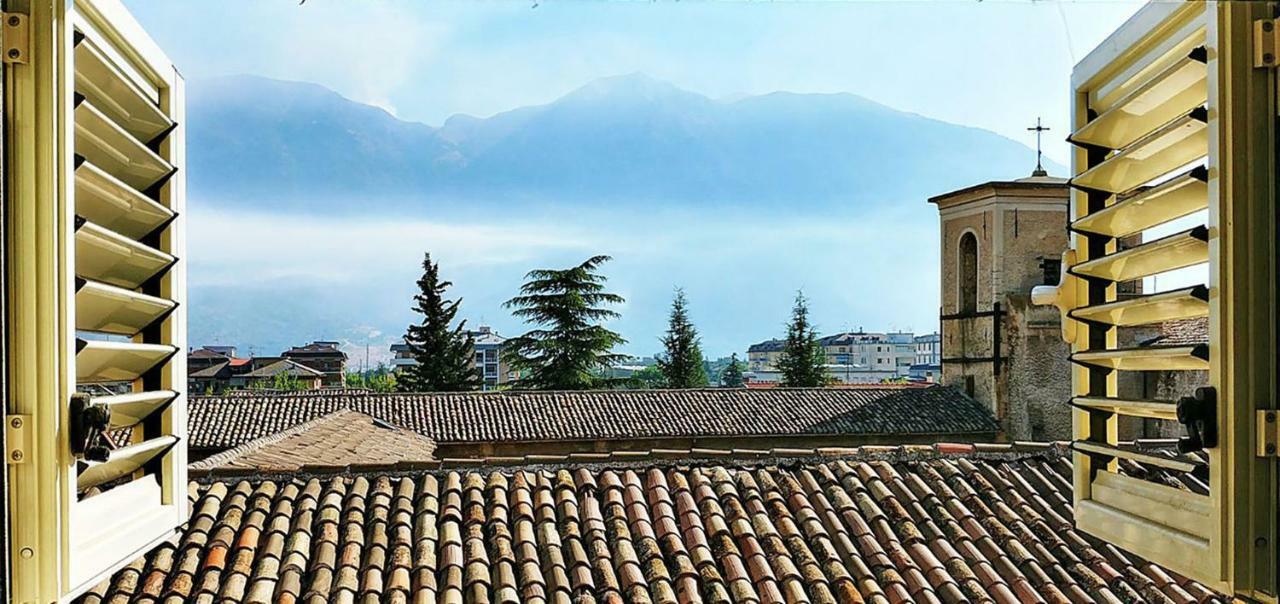 Apartmán La Finestra Sulmo Sulmona Exteriér fotografie